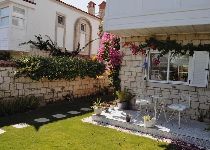 Muejde Alacati Hotel Çeşme