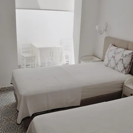 Muejde Alacati מלון *