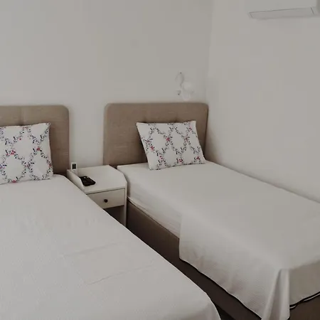 Muejde Alacati מלון