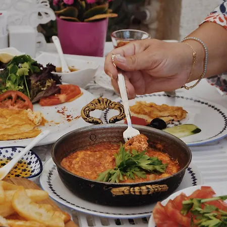 Muejde Alacati מלון *