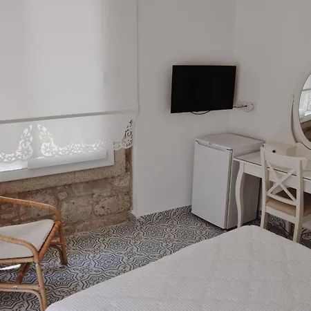 Muejde Alacati מלון *